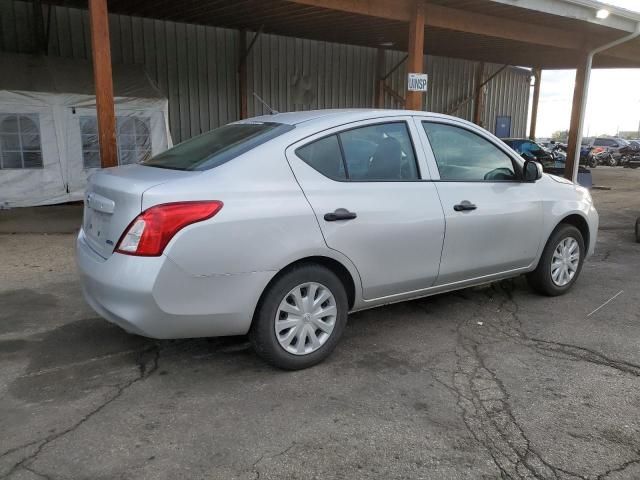  NISSAN VERSA 2014 Сріблястий