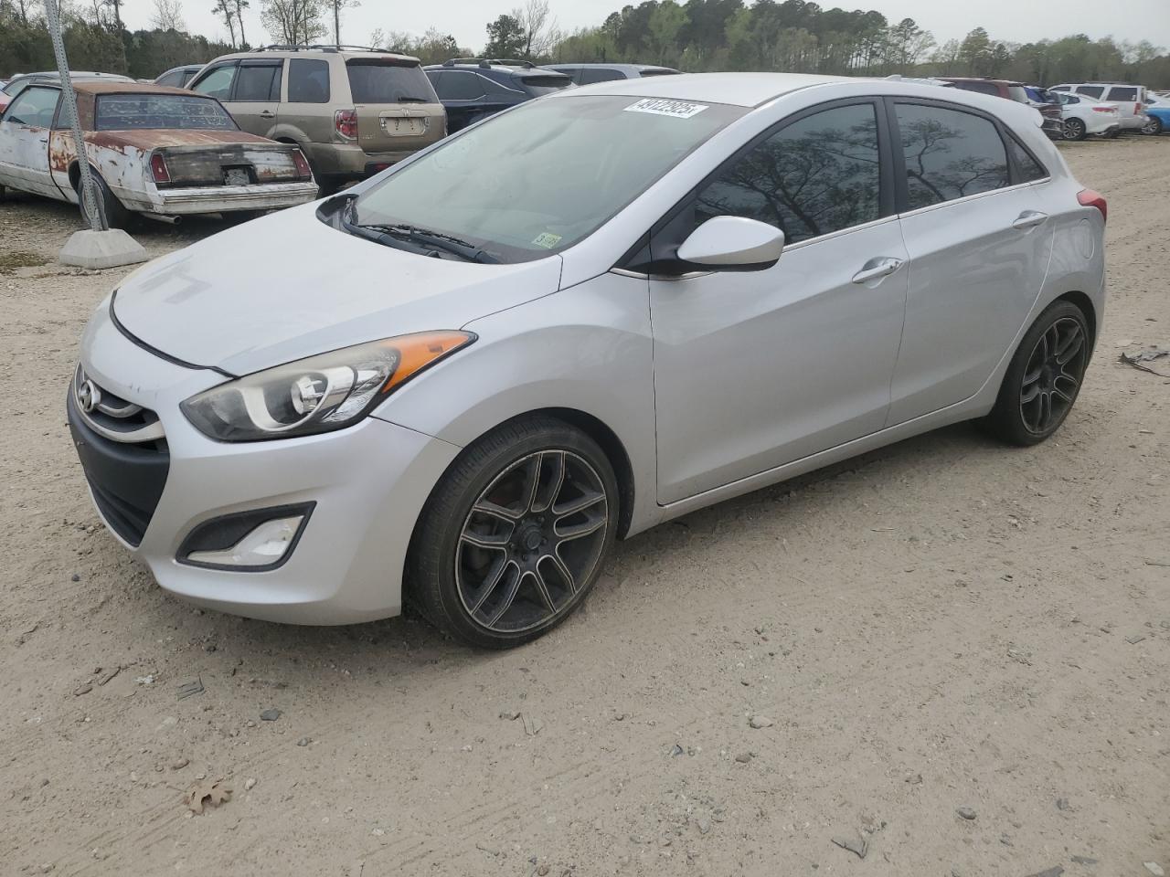 2013 Hyundai Elantra - Image 1