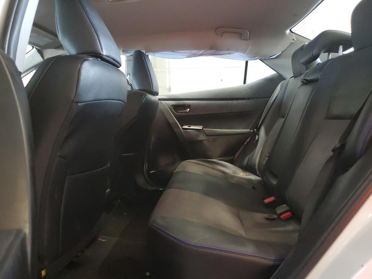 5YFBURHE1KP946876 TOYOTA COROLLA 2019