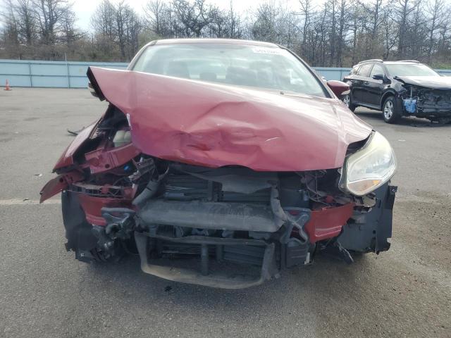  FORD FOCUS 2013 Czerwony
