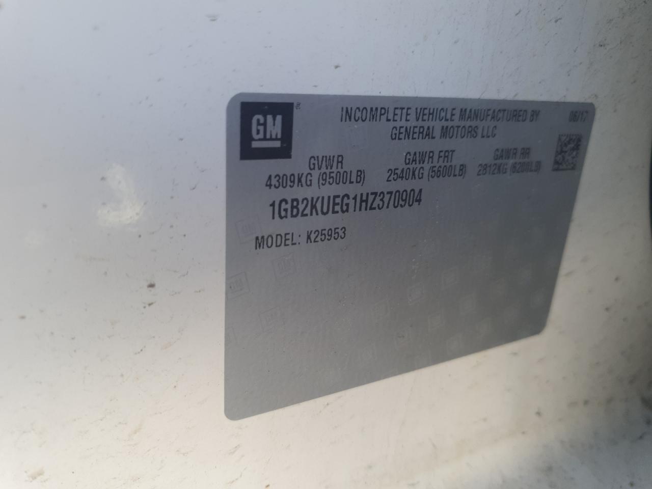 1GB2KUEG1HZ370904 CHEVROLET ALL Models 2017