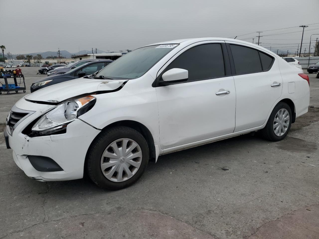 2016 Nissan Versa S на продаже в Sun Valley, CA - Front End