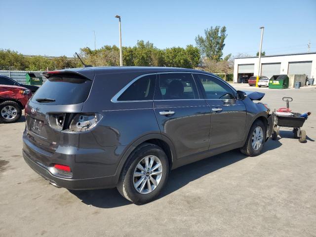  KIA SORENTO 2019 Серый