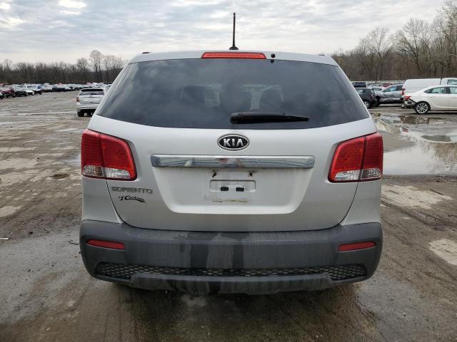  KIA SORENTO 2013 Srebrny