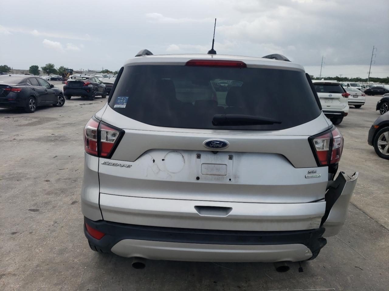 1FMCU0GDXHUD38435 FORD ESCAPE 2017