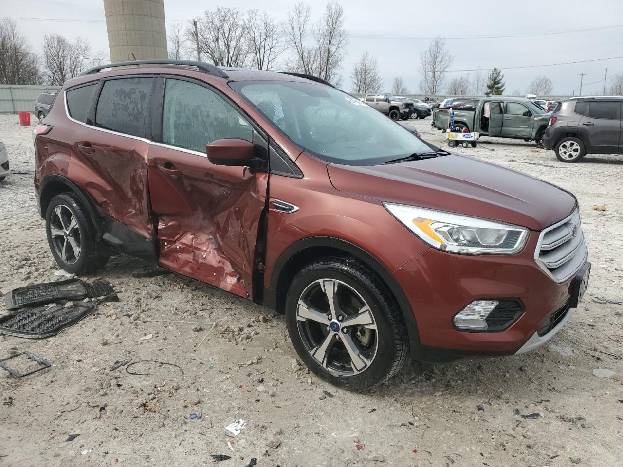 1FMCU9HD5JUA40464 FORD ESCAPE 2018