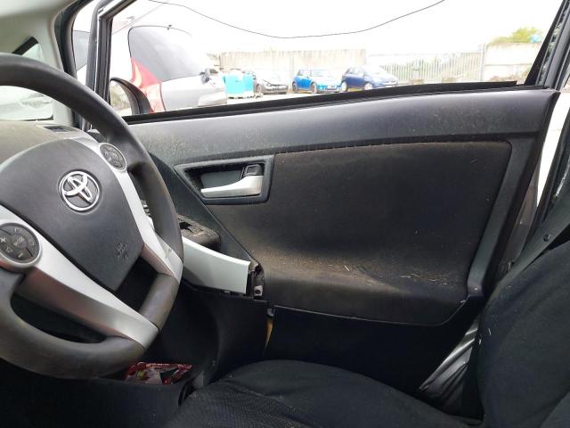 2014 TOYOTA PRIUS HYBR