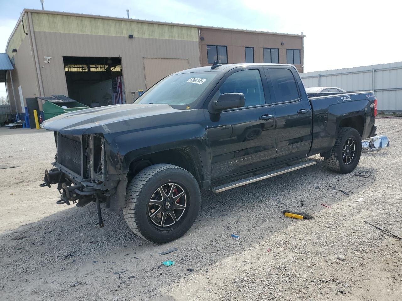2017 Chevrolet Silverado K1500 Lt de vânzare în Kansas City, KS - Front End