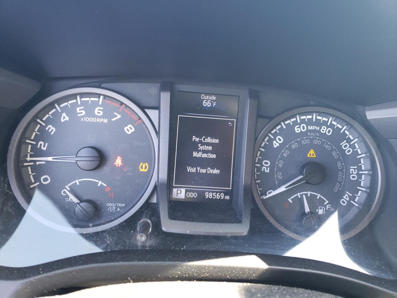 3TMCZ5AN9JM176540 TOYOTA TACOMA 2018