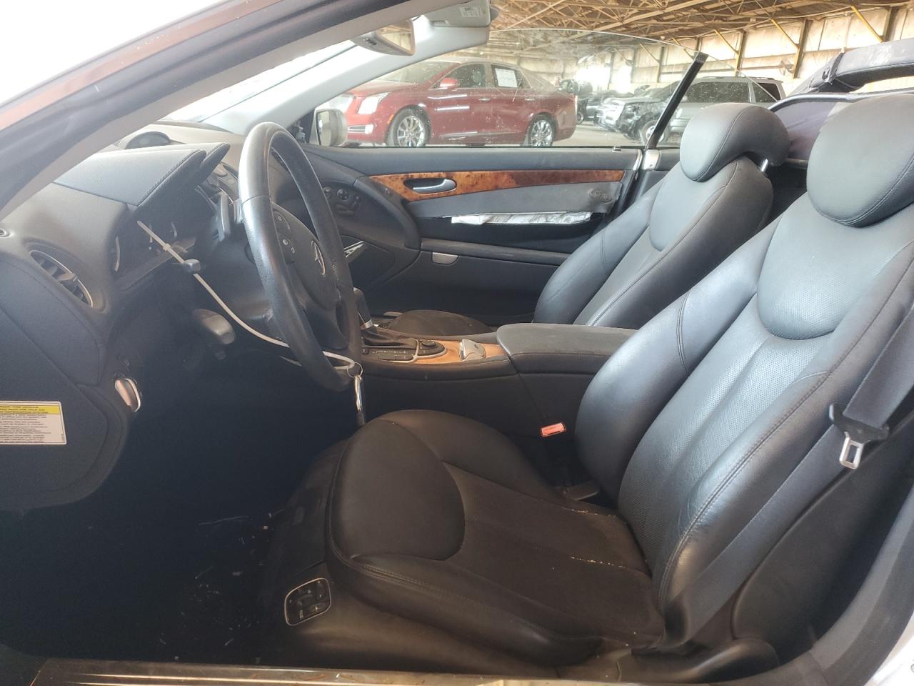 2007 Mercedes-Benz Sl 550 VIN: WDBSK71FX7F132137 Lot: 53267105