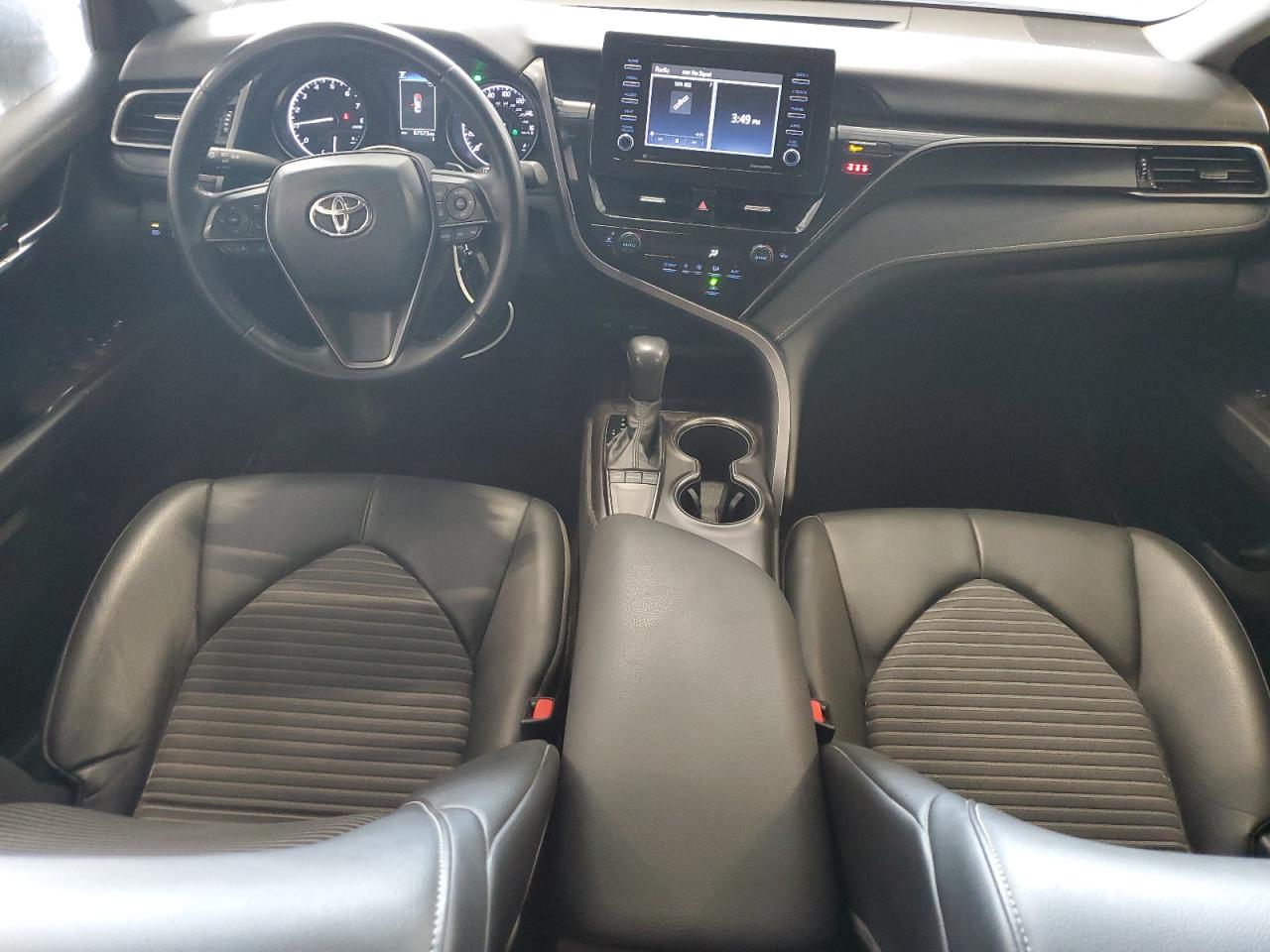 4T1G11AK2NU689729 TOYOTA CAMRY 2022