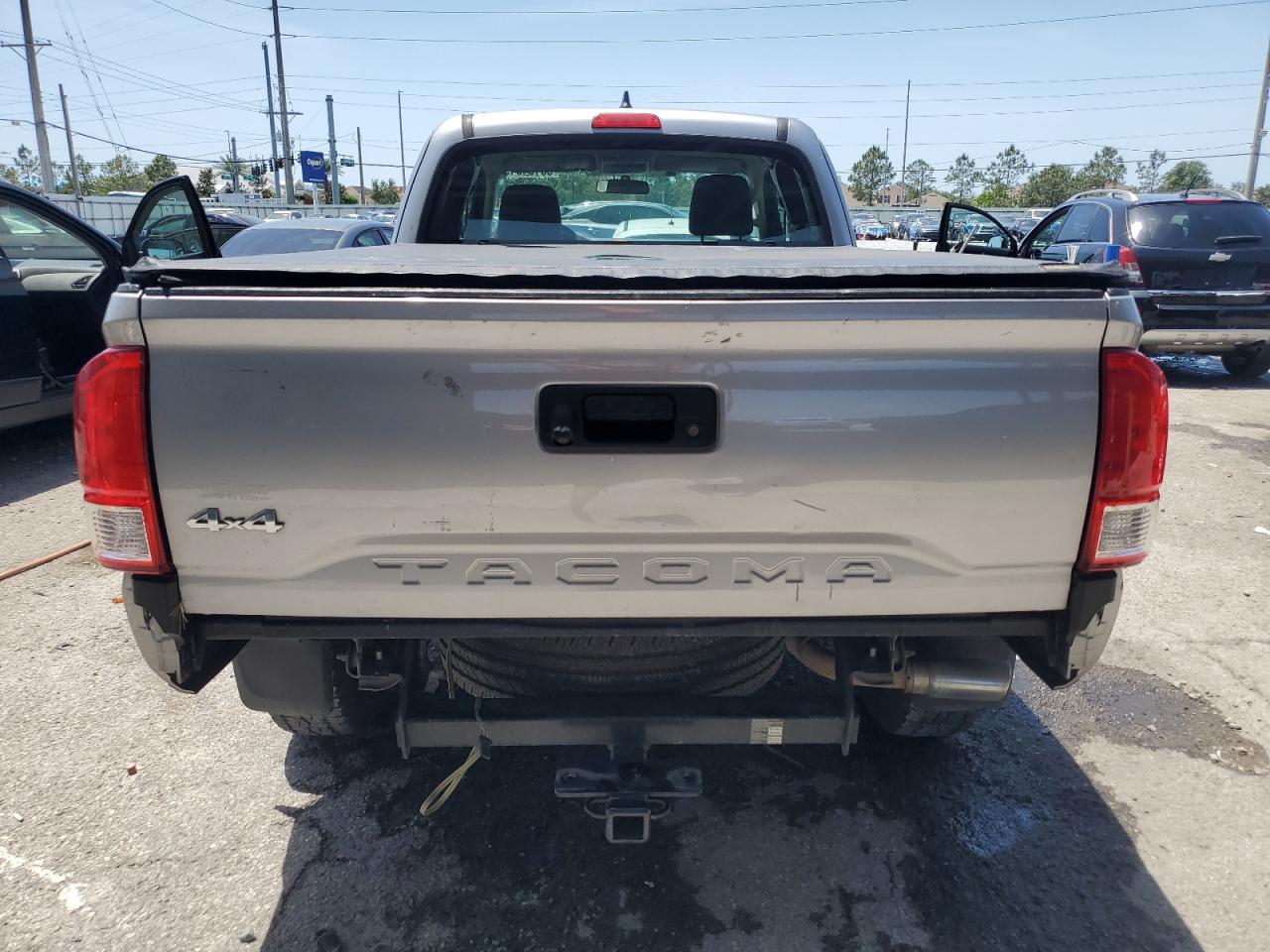 2017 Toyota Tacoma Access Cab VIN: 5TFSX5ENXHX056889 Lot: 53164545