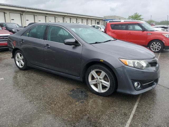 Sedans TOYOTA CAMRY 2014 Szary