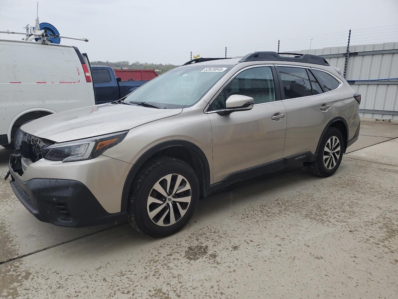 2020 Subaru Outback Premium for Sale in Cahokia Heights, IL - Front End