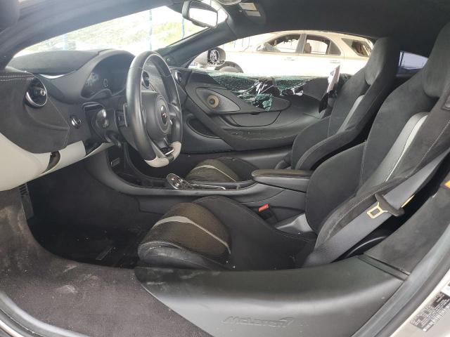 2017 MCLAREN AUTOMOTIVE 570S 