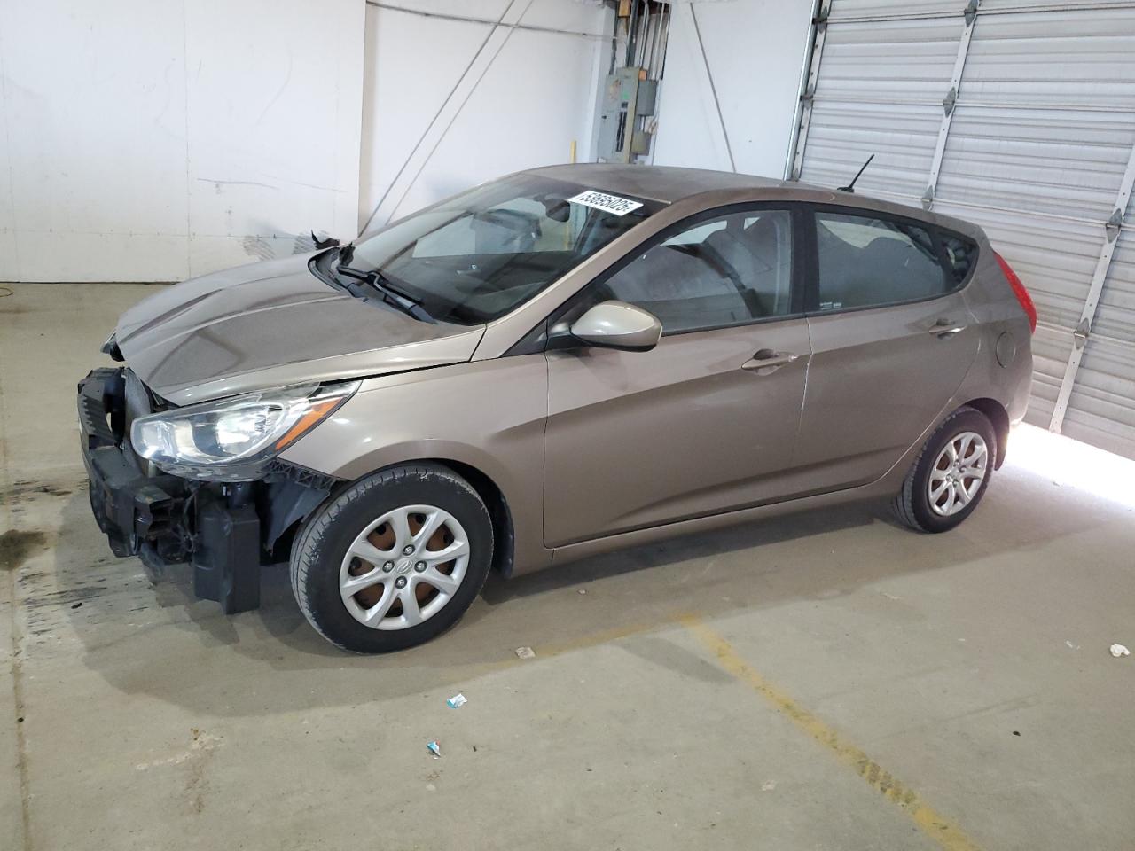 2012 Hyundai Accent Gls for Sale in Lexington, KY - Front End