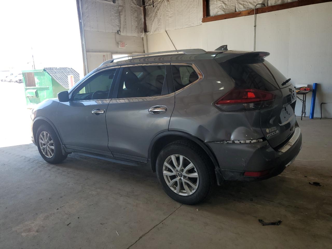 5N1AT2MV5JC715283 NISSAN ROGUE 2018