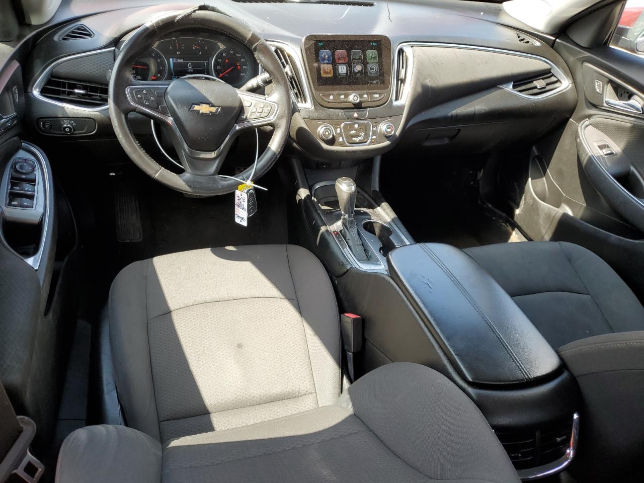 1G1ZE5ST7GF328805 CHEVROLET MALIBU 2016