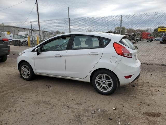  FORD FIESTA 2017 White