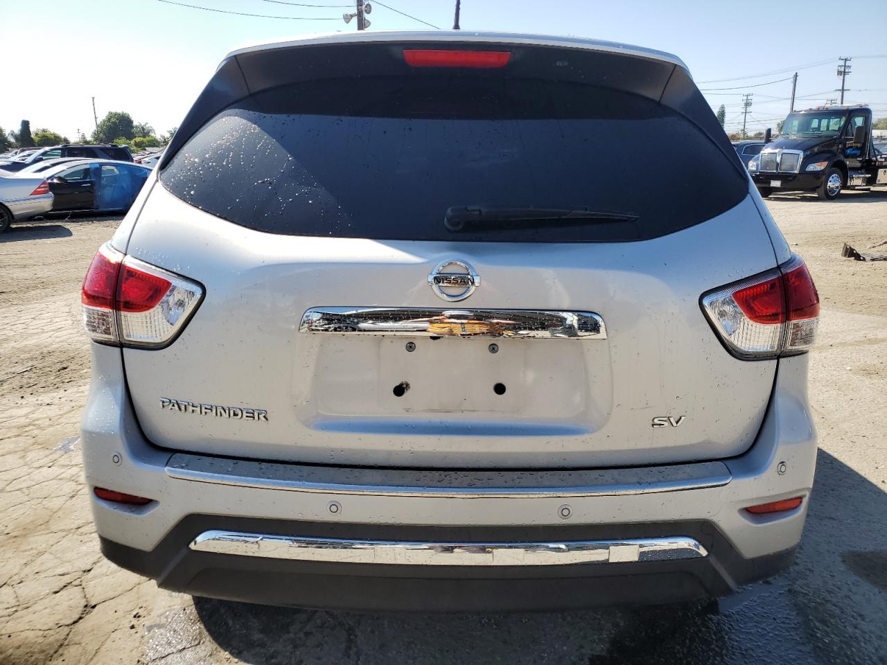 2015 Nissan Pathfinder S VIN: 5N1AR2MNXFC704432 Lot: 54952075