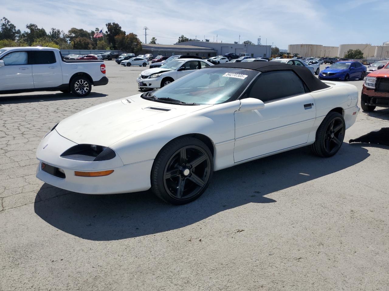 Martinez, CA에서 판매 중인 1996 Chevrolet Camaro Base - Minor Dent/Scratches
