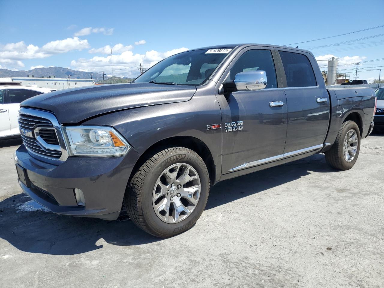 2016 Ram 1500 Longhorn zu verkaufen in Sun Valley, CA - Mechanical