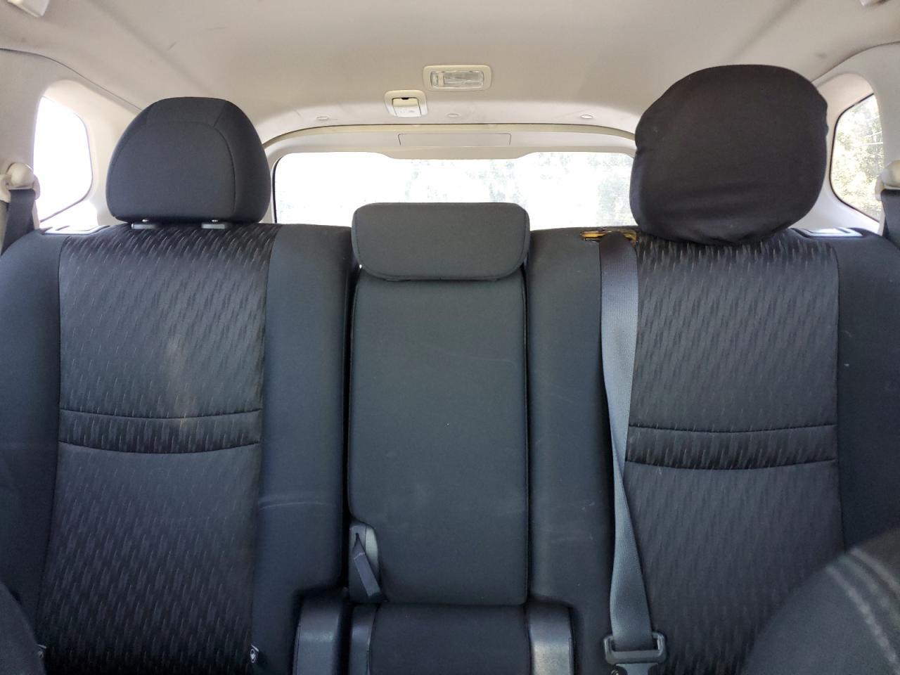 KNMAT2MT1HP566893 NISSAN ROGUE 2017