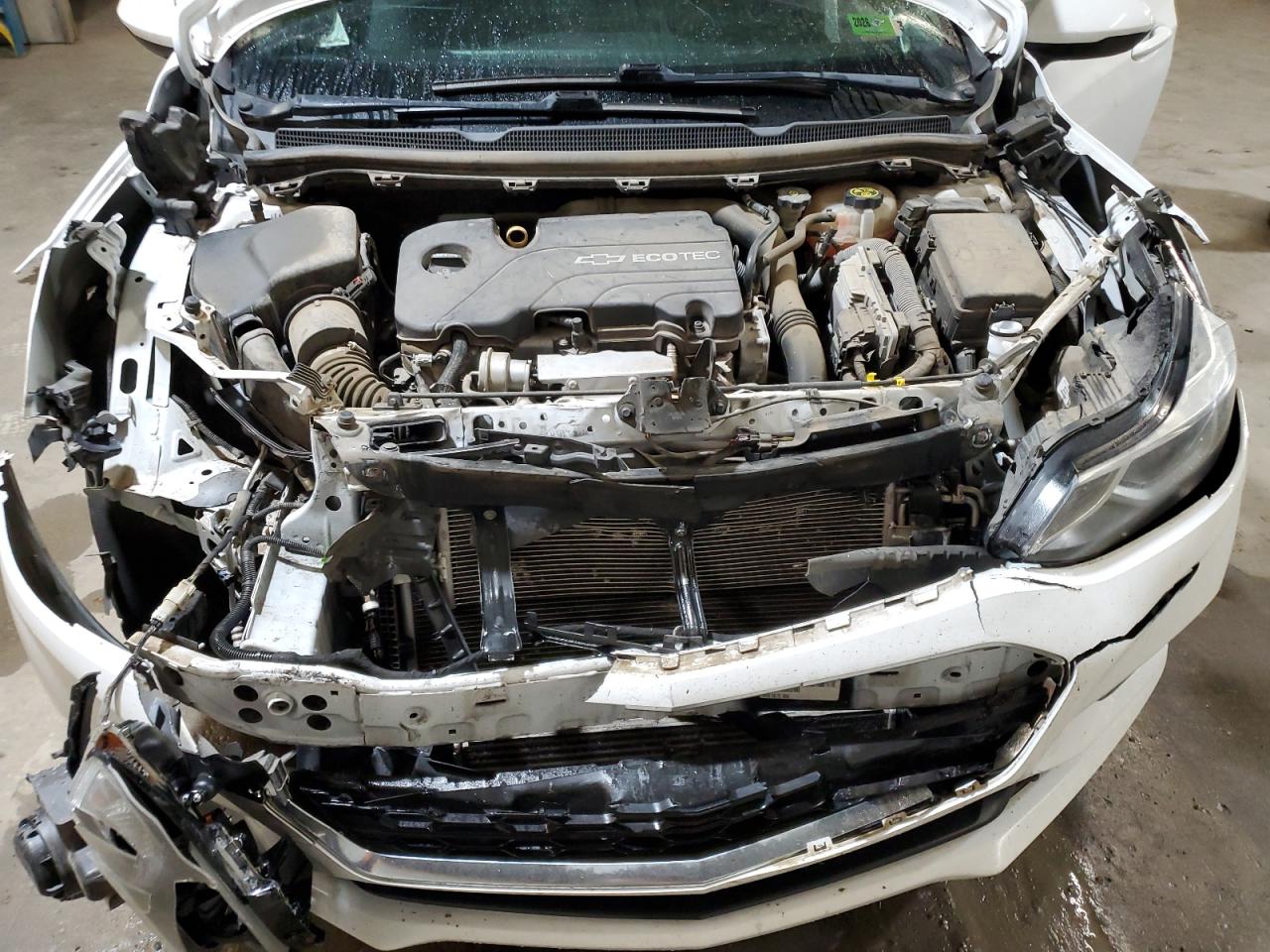 1G1BE5SM4H7130608 CHEVROLET CRUZE 2017
