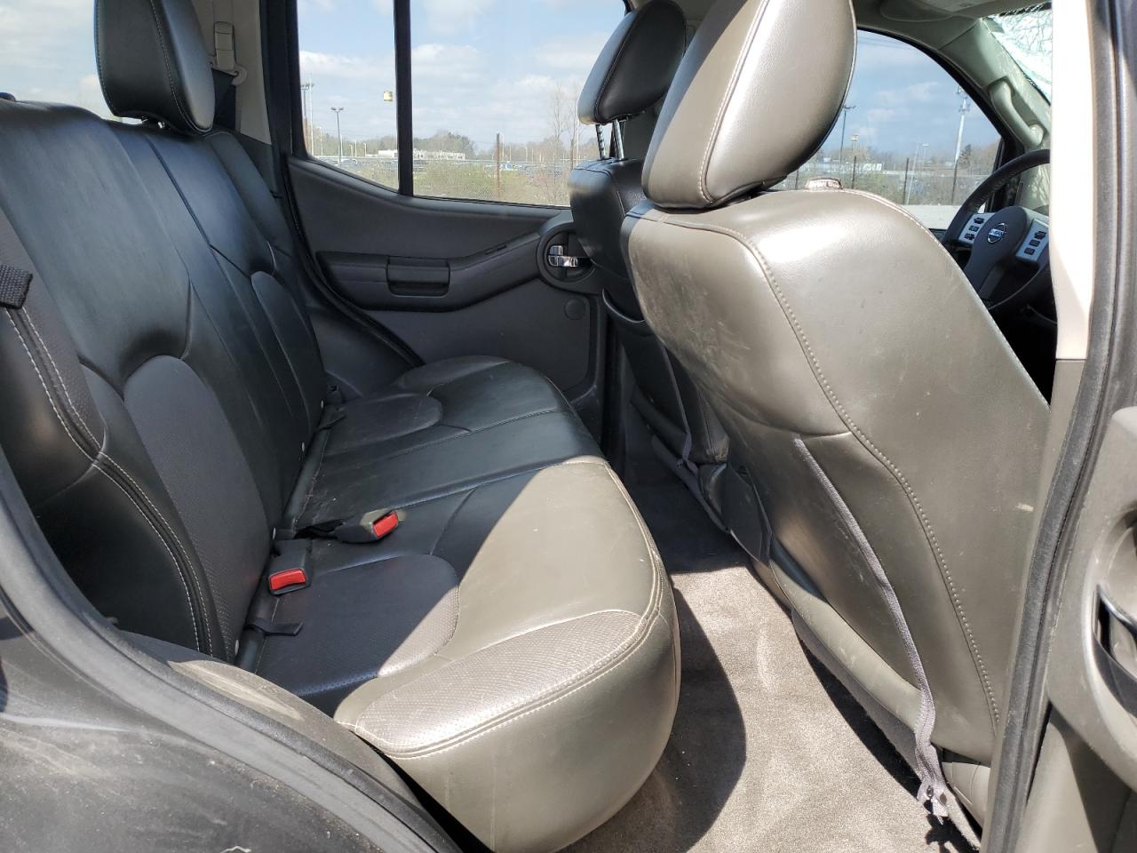 2015 Nissan Xterra X VIN: 5N1AN0NW4FN659306 Lot: 52568725