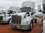 2017 Peterbilt 579 Semi Truck na sprzedaż w Oklahoma City, OK - Minor Dent/Scratches