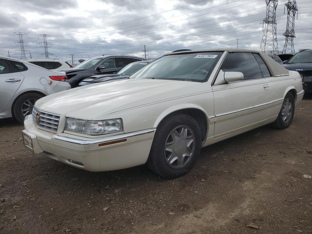 2002 Cadillac Eldorado Esc for Sale in Elgin, IL - Minor Dent/Scratches