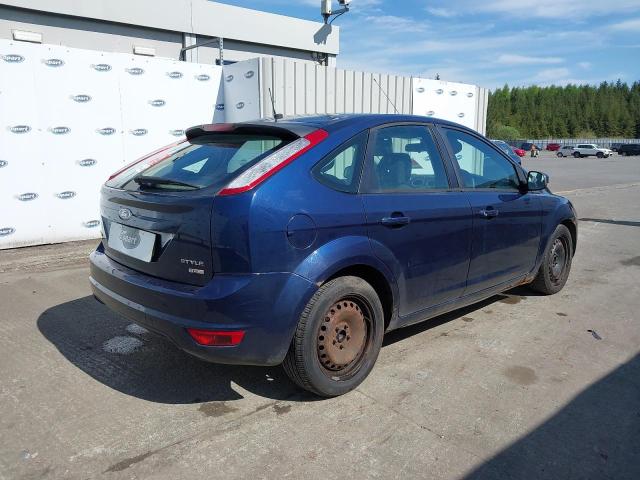 2011 FORD FOCUS STYL