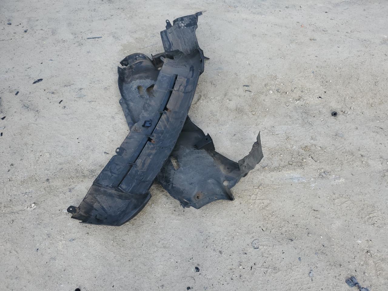 2006 Honda Pilot Lx VIN: 5FNYF28116B017569 Lot: 70622425