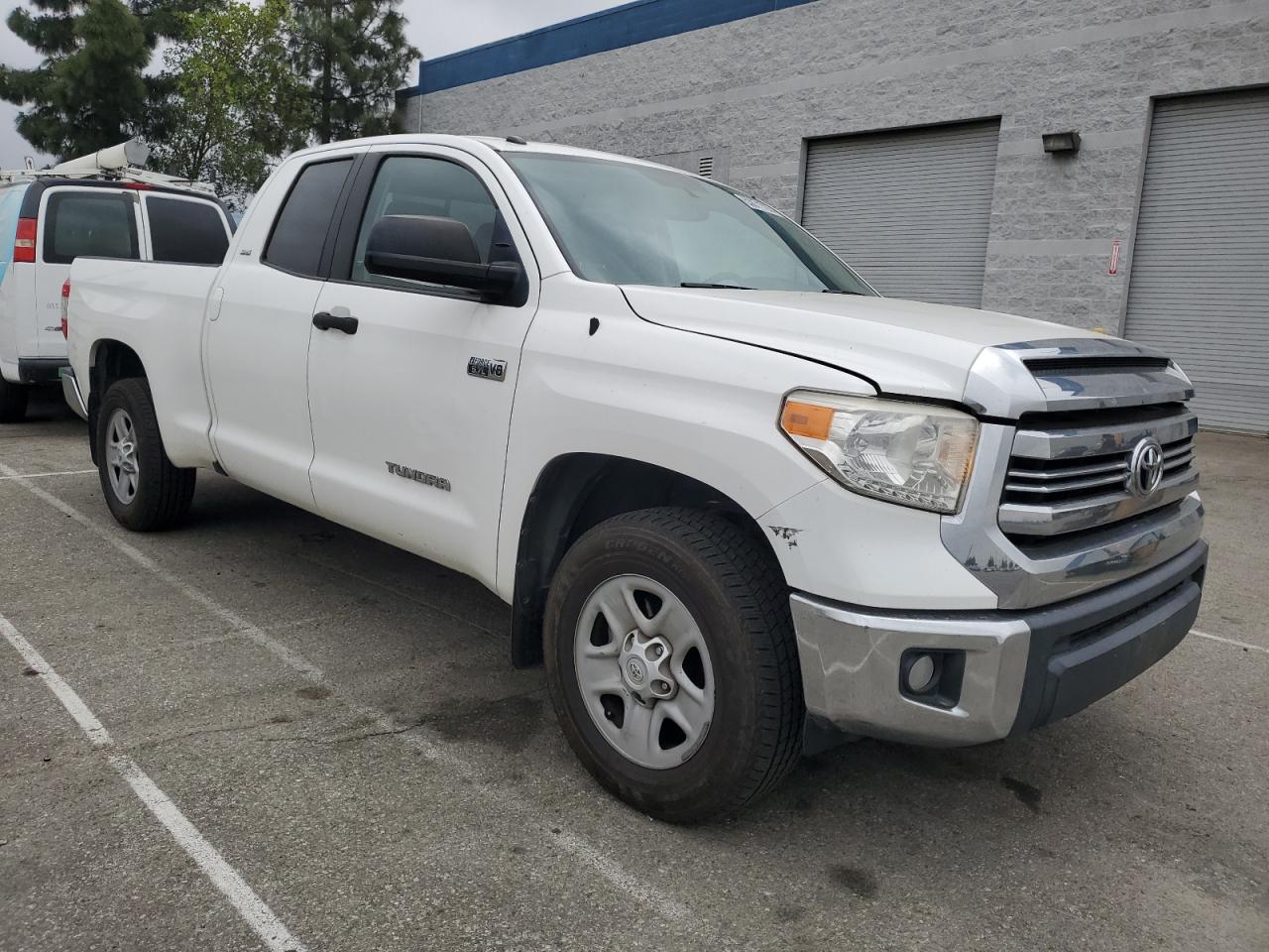 5TFRY5F13HX223939 TOYOTA TUNDRA 2017