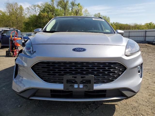  FORD ESCAPE 2022 Srebrny