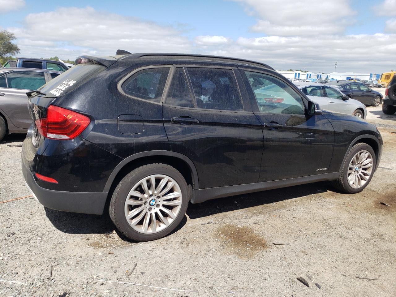2014 BMW X1 xDrive28I VIN: WBAVL1C5XEVY16263 Lot: 52242225