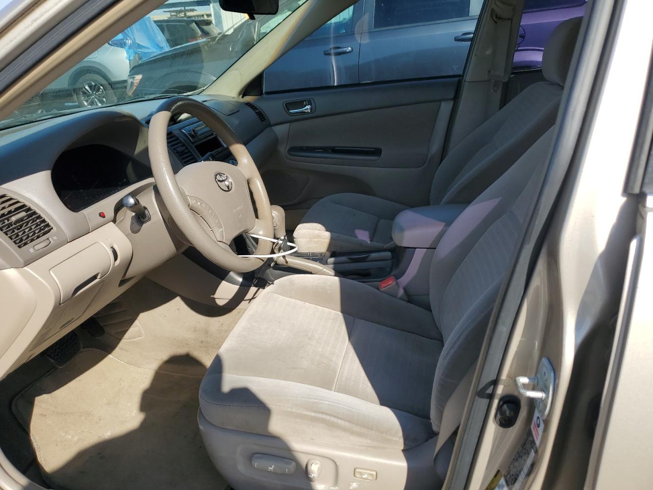 2005 Toyota Camry Le VIN: 4T1BE32K75U638705 Lot: 53272815