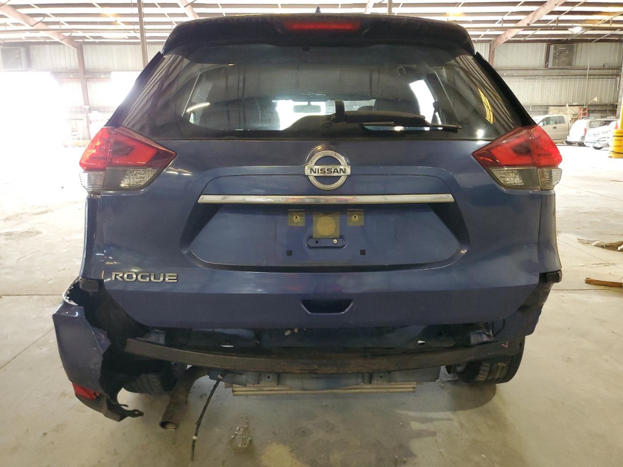 JN8AT2MT1HW139661 NISSAN ROGUE 2017
