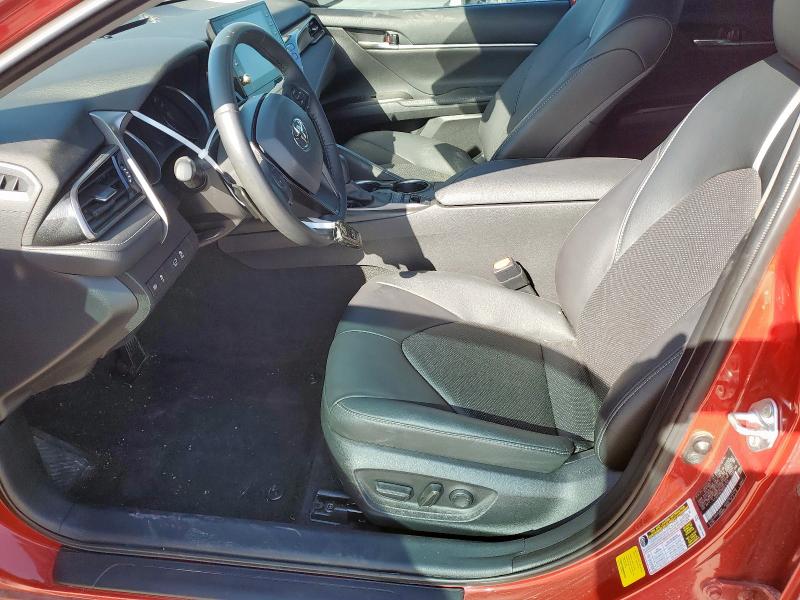  TOYOTA CAMRY 2022 Czerwony