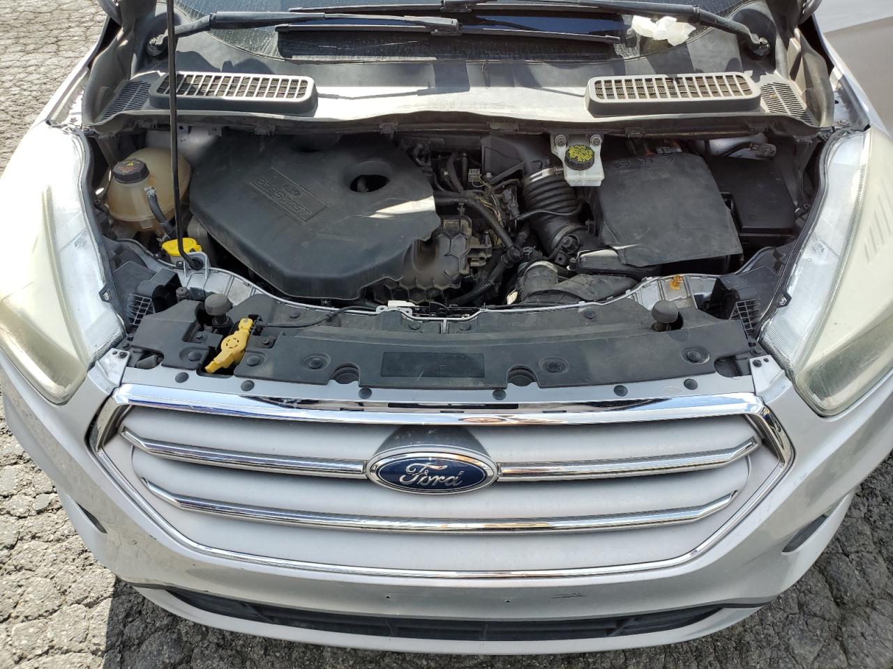 1FMCU0G97HUA28609 FORD ESCAPE 2017