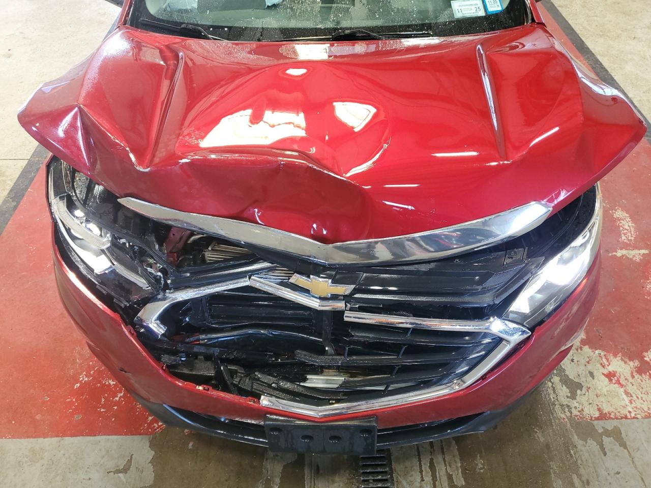 2GNAXUEV8K6135417 CHEVROLET EQUINOX 2019