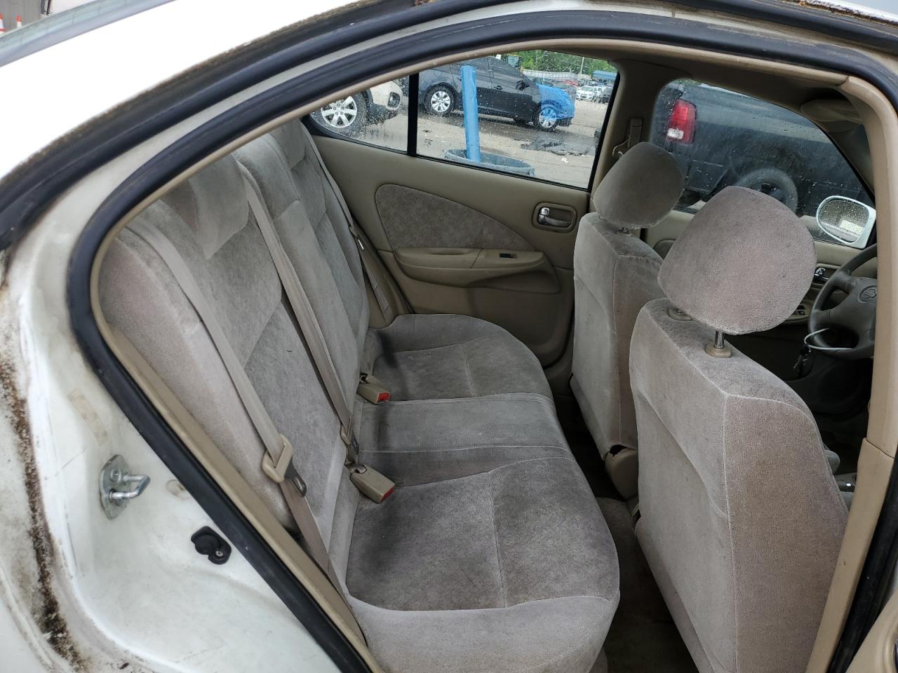 2000 Nissan Sentra Base VIN: 3N1CB51DXYL353143 Lot: 55061205