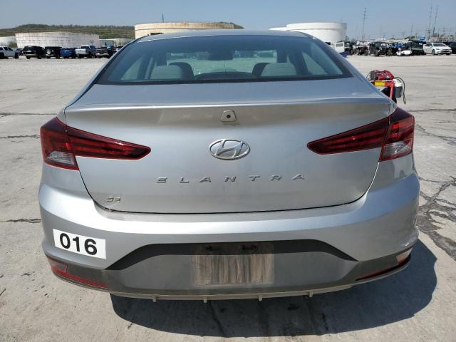  HYUNDAI ELANTRA 2020 Srebrny