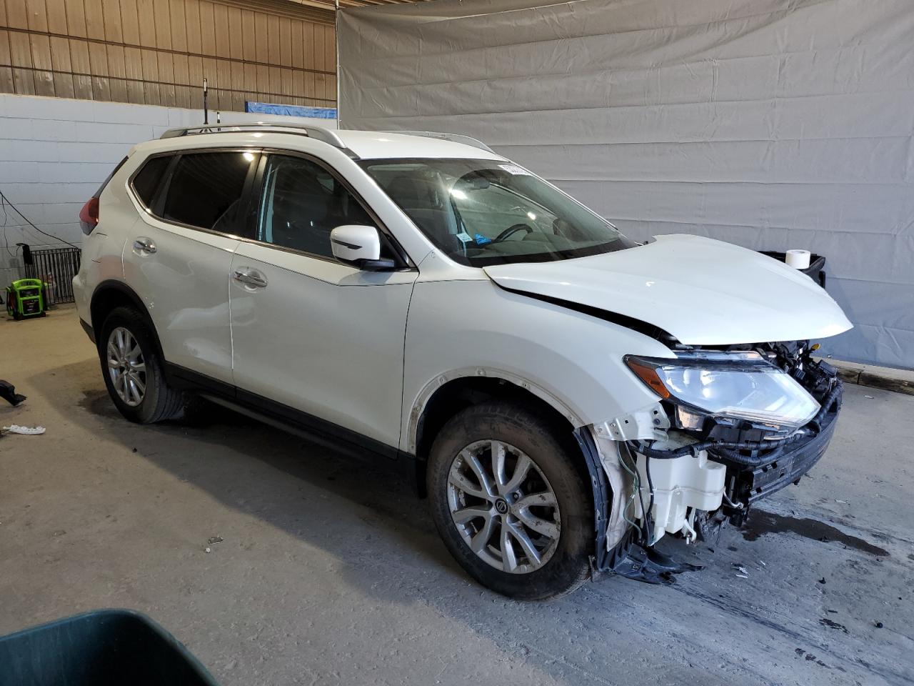 5N1AT2MV0JC818787 NISSAN ROGUE 2018