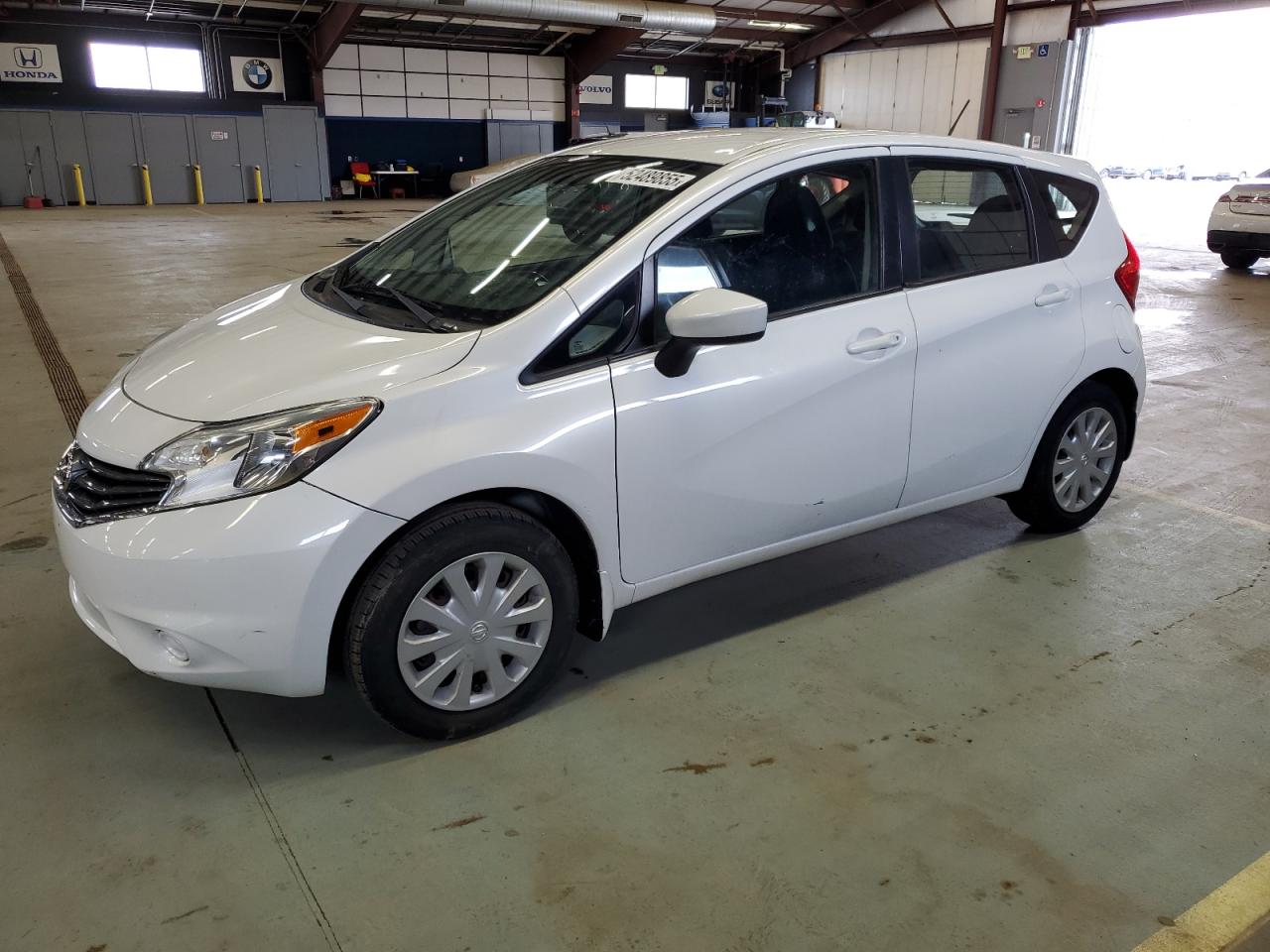 2016 Nissan Versa Note S იყიდება East Granby-ში, CT - Minor Dent/Scratches