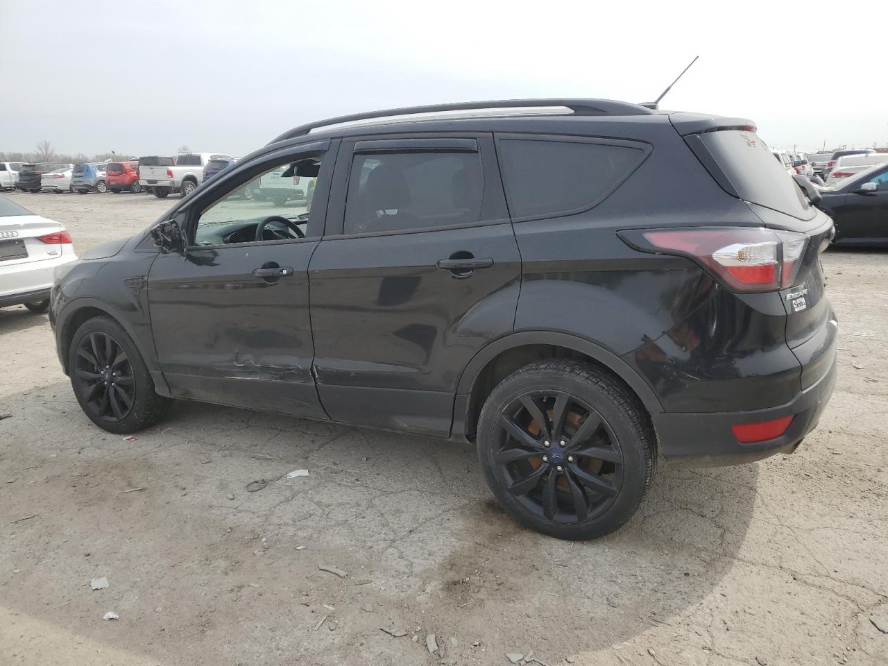 1FMCU9JD4HUA77123 FORD ESCAPE 2017