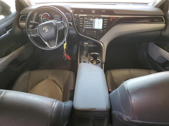 TOYOTA CAMRY 2020 Серебристый