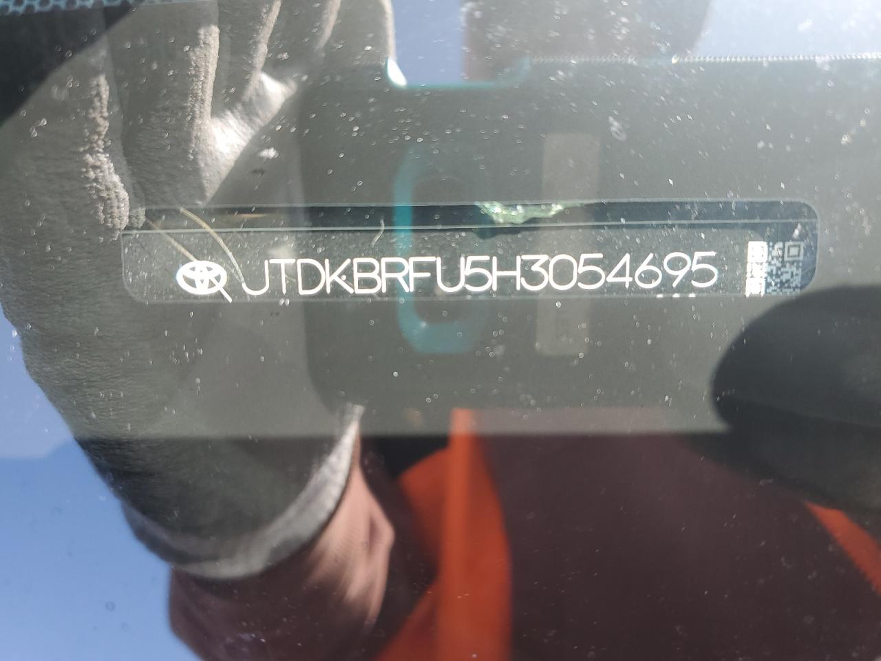 JTDKBRFU5H3054695 TOYOTA PRIUS 2017