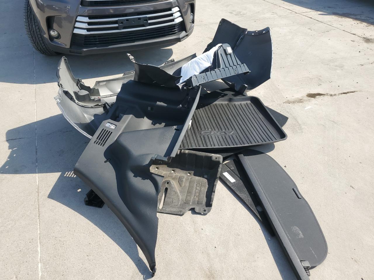 5J6RW1H55KA007786 HONDA CRV 2019