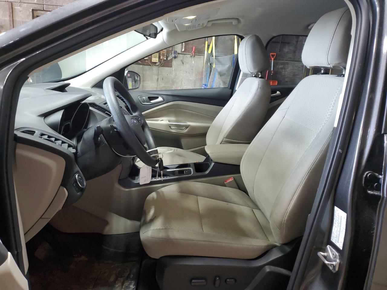 1FMCU9G9XHUA11369 FORD ESCAPE 2017